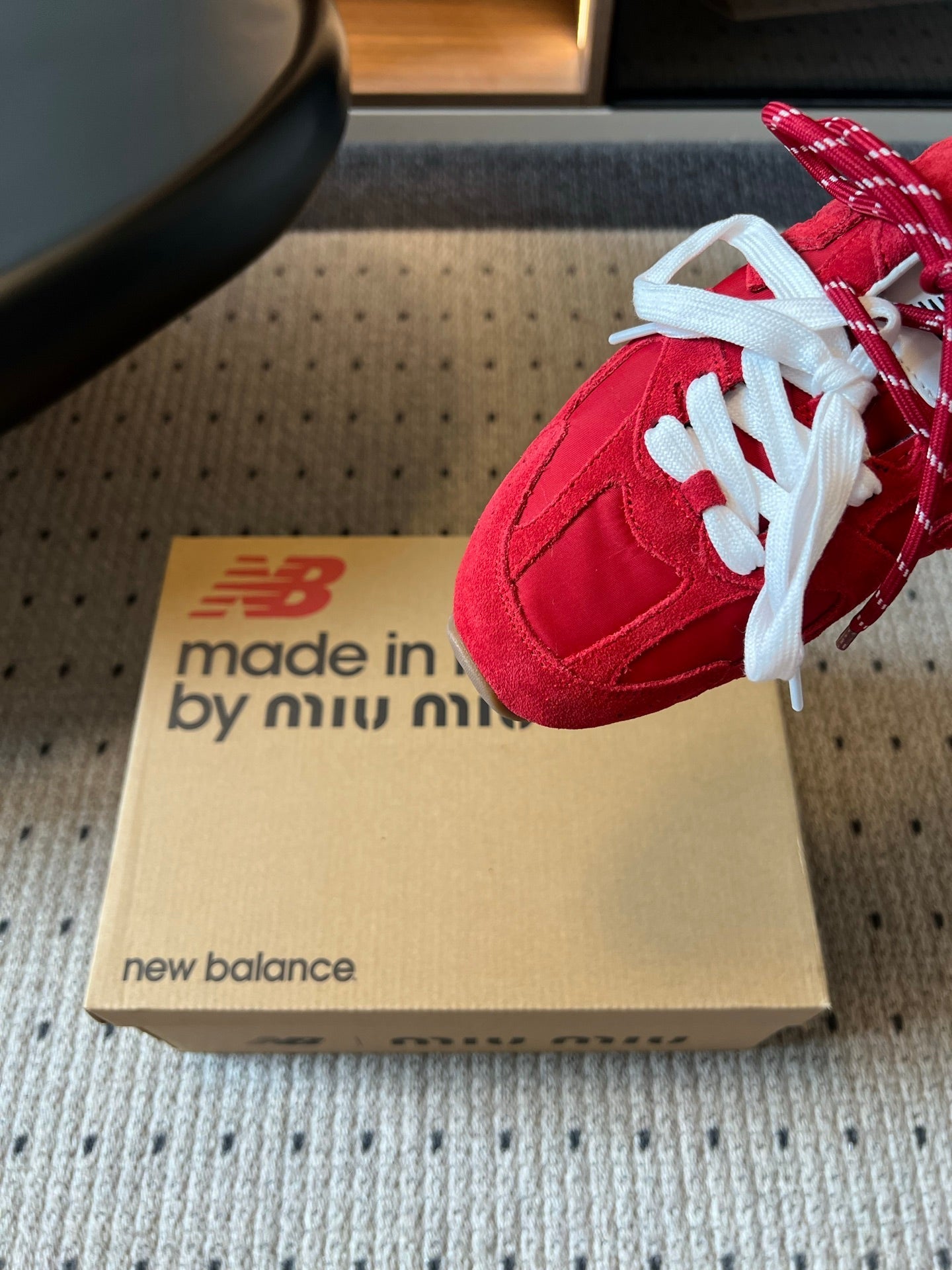 MIUMIU 26S SNEAKER MULES IN RED SUEDE MIX FABRIC