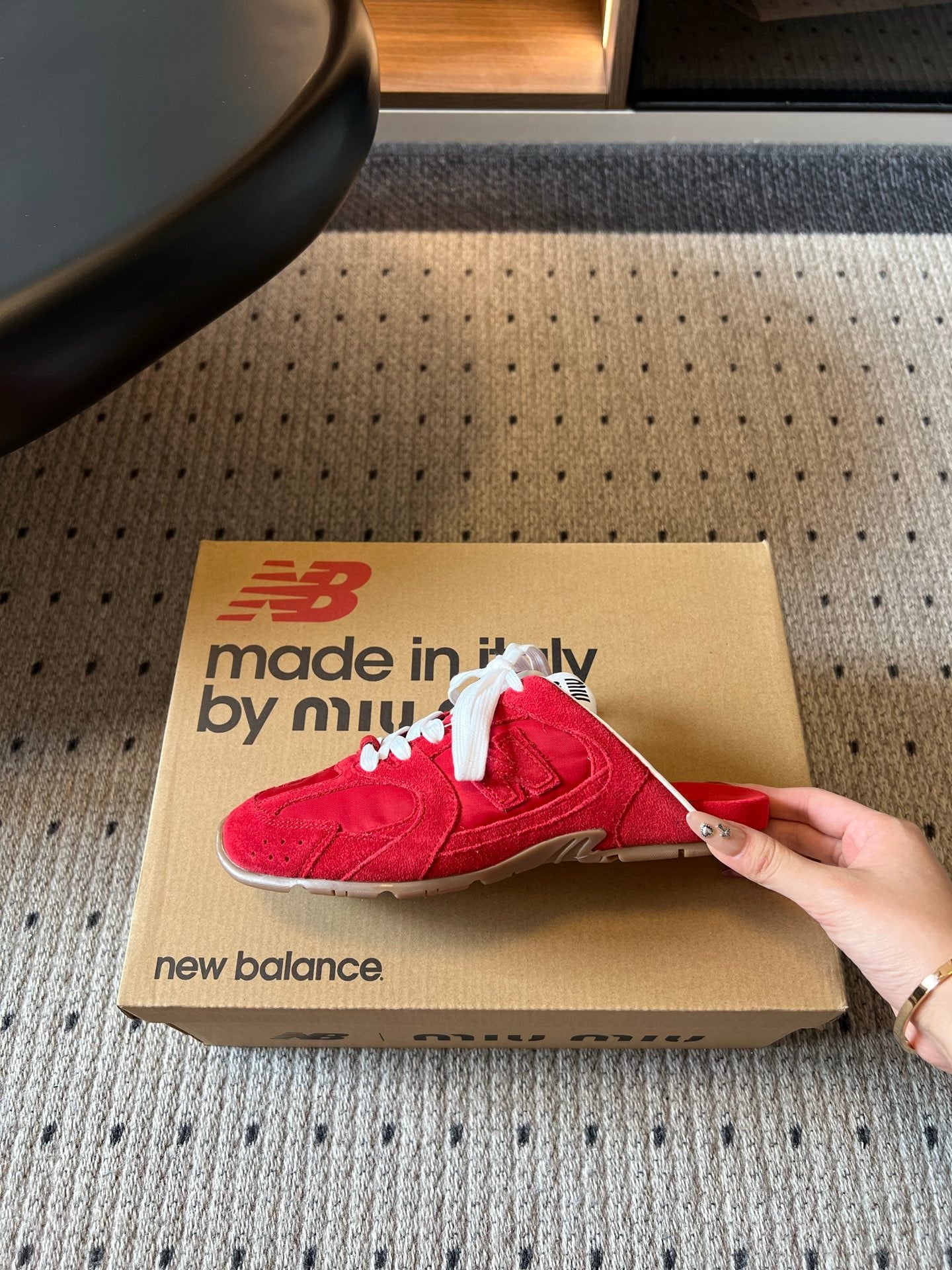 MIUMIU 26S SNEAKER MULES IN RED SUEDE MIX FABRIC