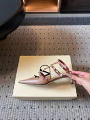 VALENTINO 26S ROCKSTUD HIGH HEELS 40 MM IN LIGHT BEIGE CALFSKIN