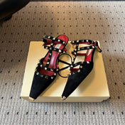 VALENTINO 26S ROCKSTUD HIGH HEELS 40 MM IN BLACK SUEDE