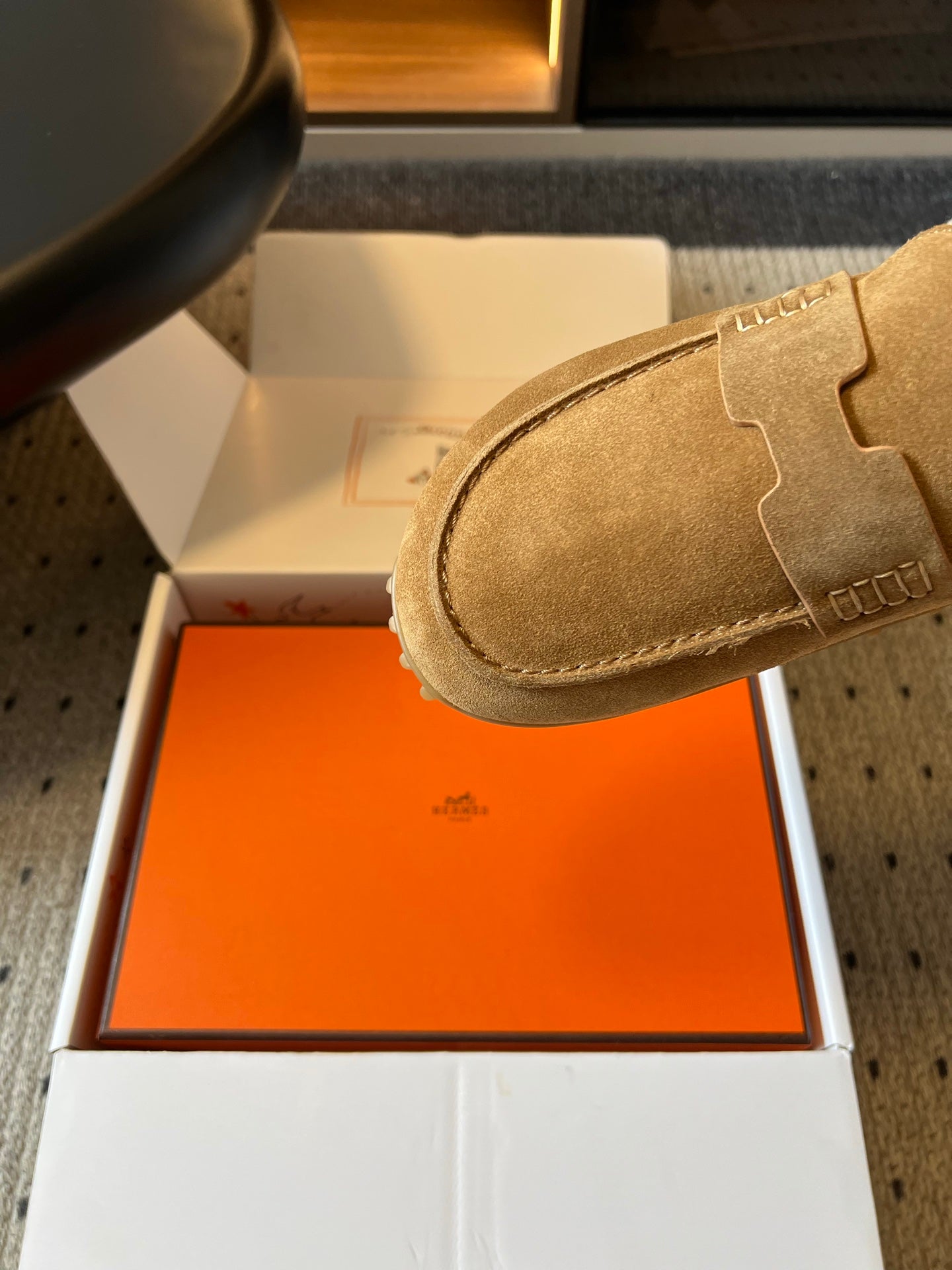HM 26S DESTIN MULES IN CAMEL BROWN SUEDE