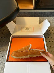 HM 26S DESTIN MULES IN COGNAC BROWN SUEDE