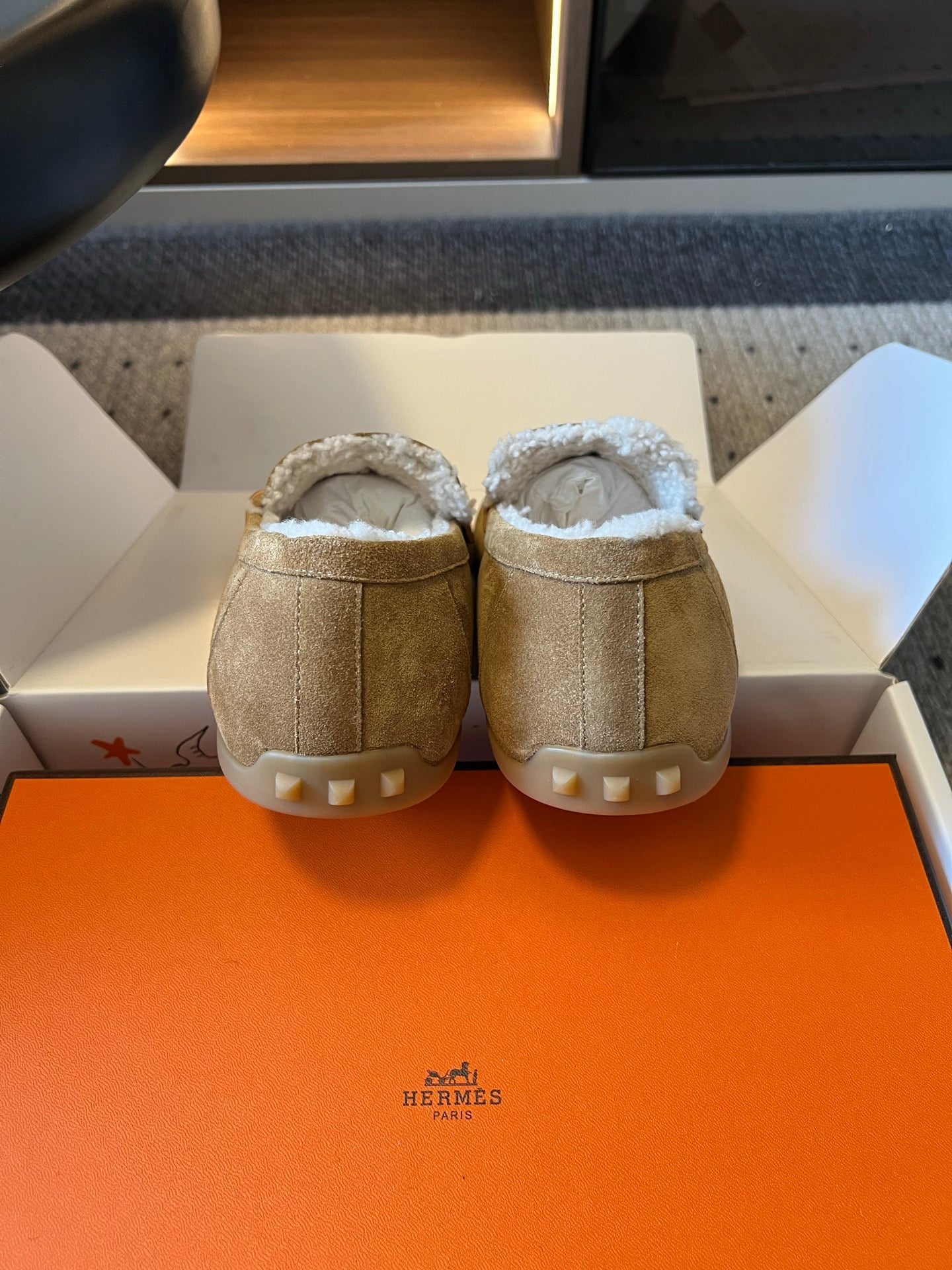 HM 26S DESTIN LOAFERS IN LIGHT BROWN SUEDE