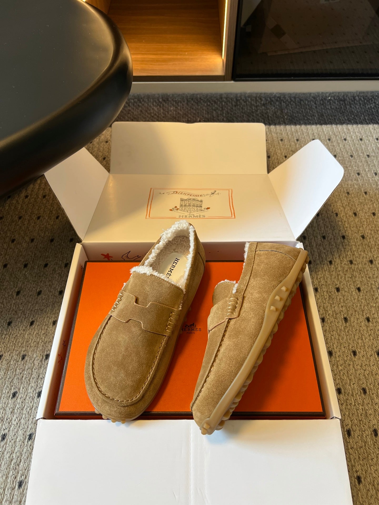 HM 26S DESTIN LOAFERS IN LIGHT BROWN SUEDE