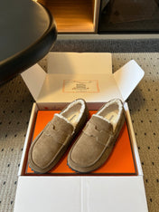 HM 26S DESTIN LOAFERS IN GREYISH BEIGE SUEDE