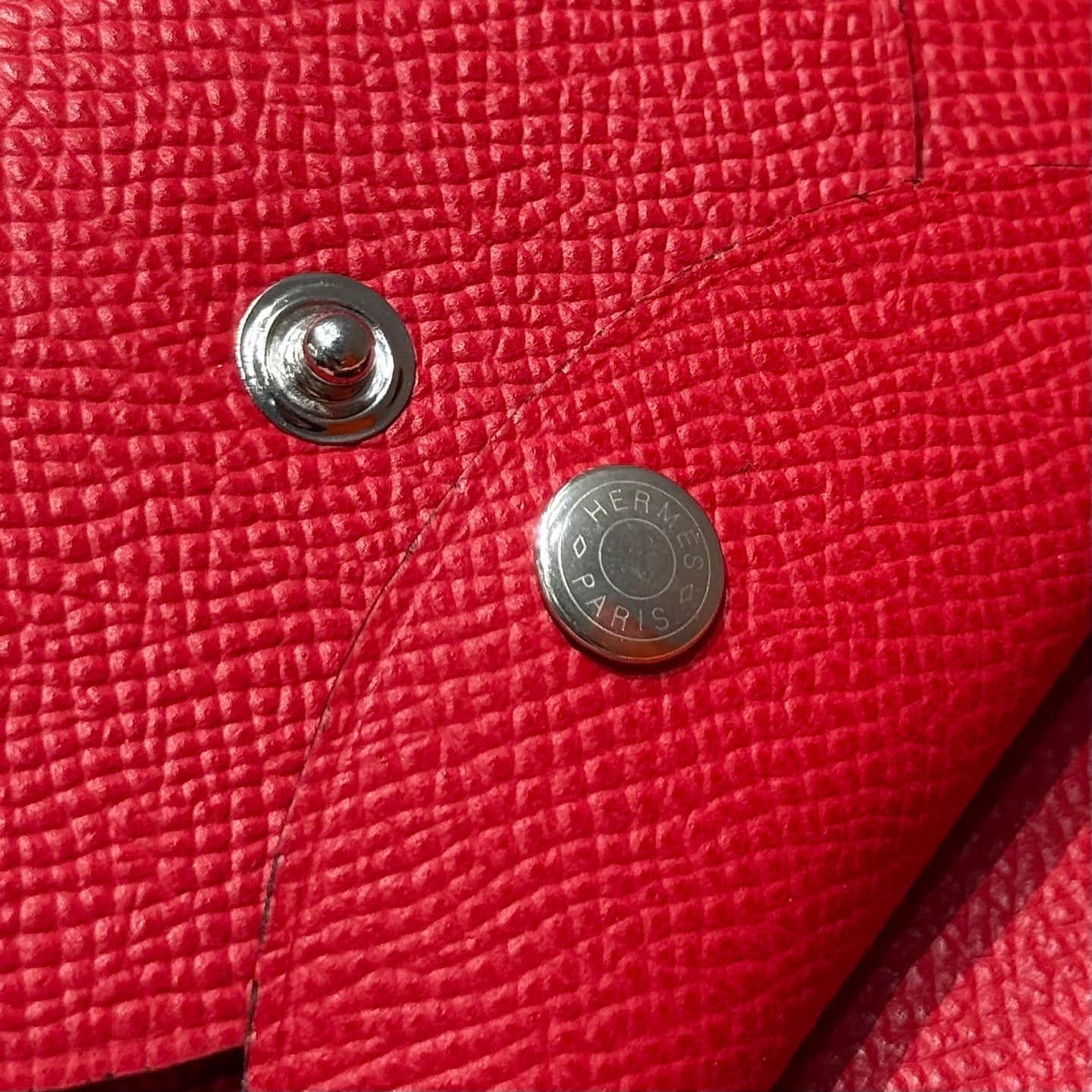 CALVI DUO COMPACT CARD HOLDER IN CRIMSON PINK EPSOM CALFSKIN