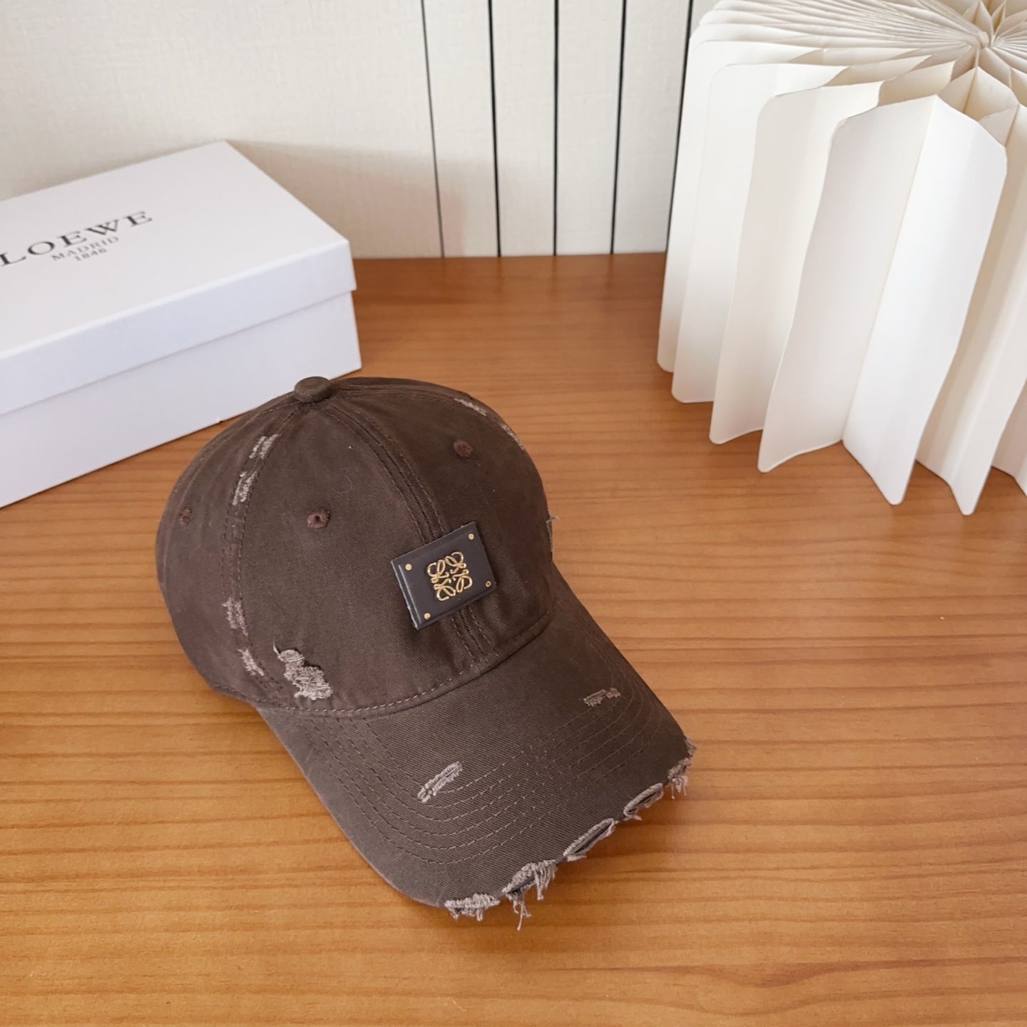 LOEWE 26S BASEBALL CAP STYLE 143