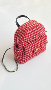 CHANEL 25S BACKPACK 28 CM IN RED TWEED WITH GOLD HARDWARE