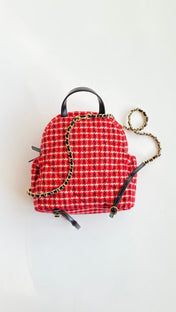 CHANEL 25S BACKPACK 28 CM IN RED TWEED WITH GOLD HARDWARE