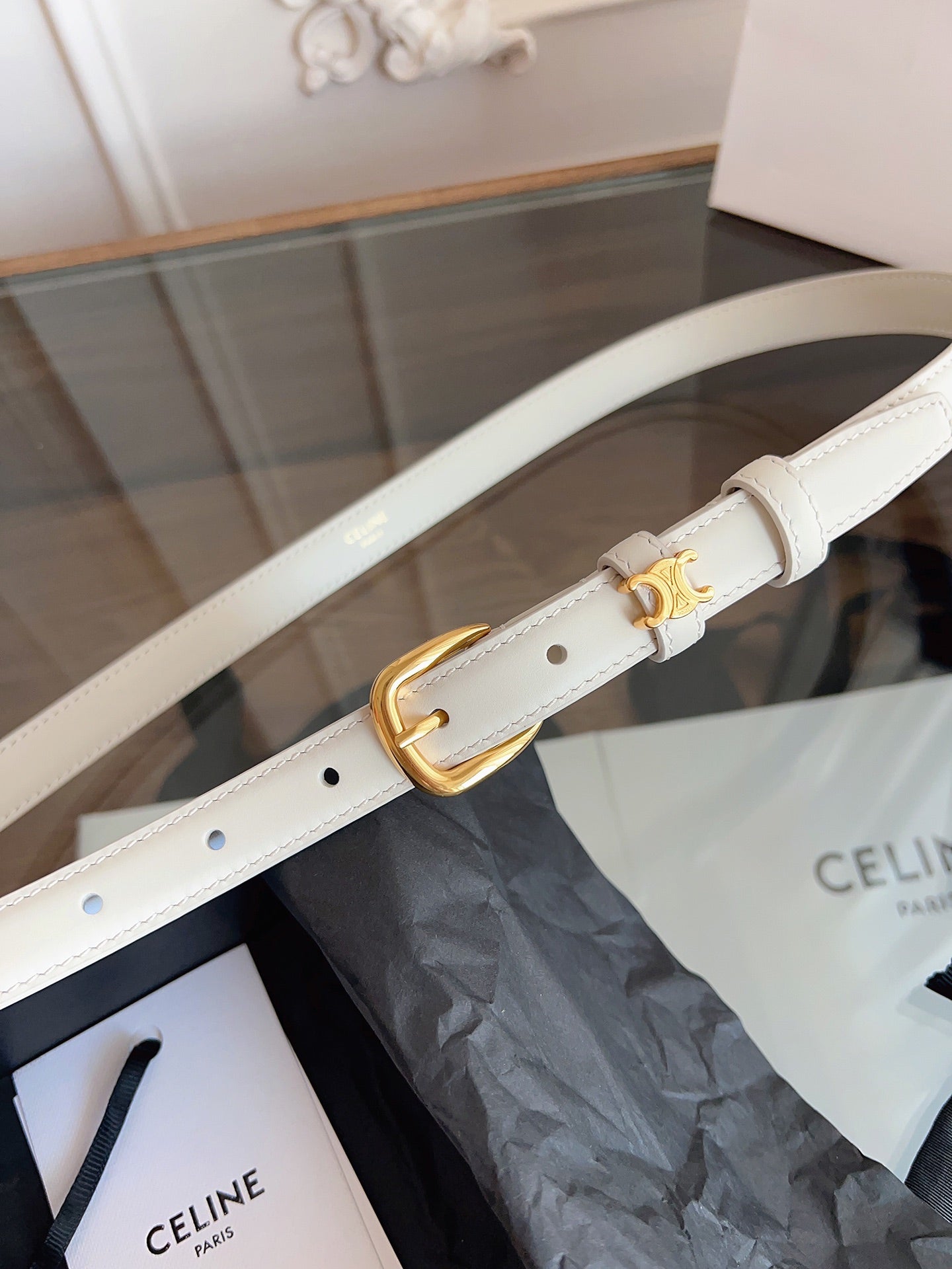 CELINE 26S BELT 18 MM IN CREAM WHITE CALFSKIN 658525