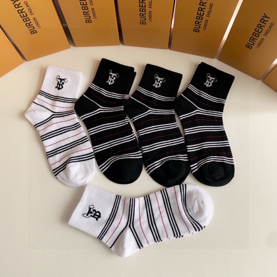 BURBERRY 26S ANKLE SOCKS 482767 (1 BOX)