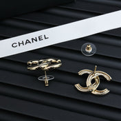 CC 25S DOUBLE C IN METAL EARRINGS