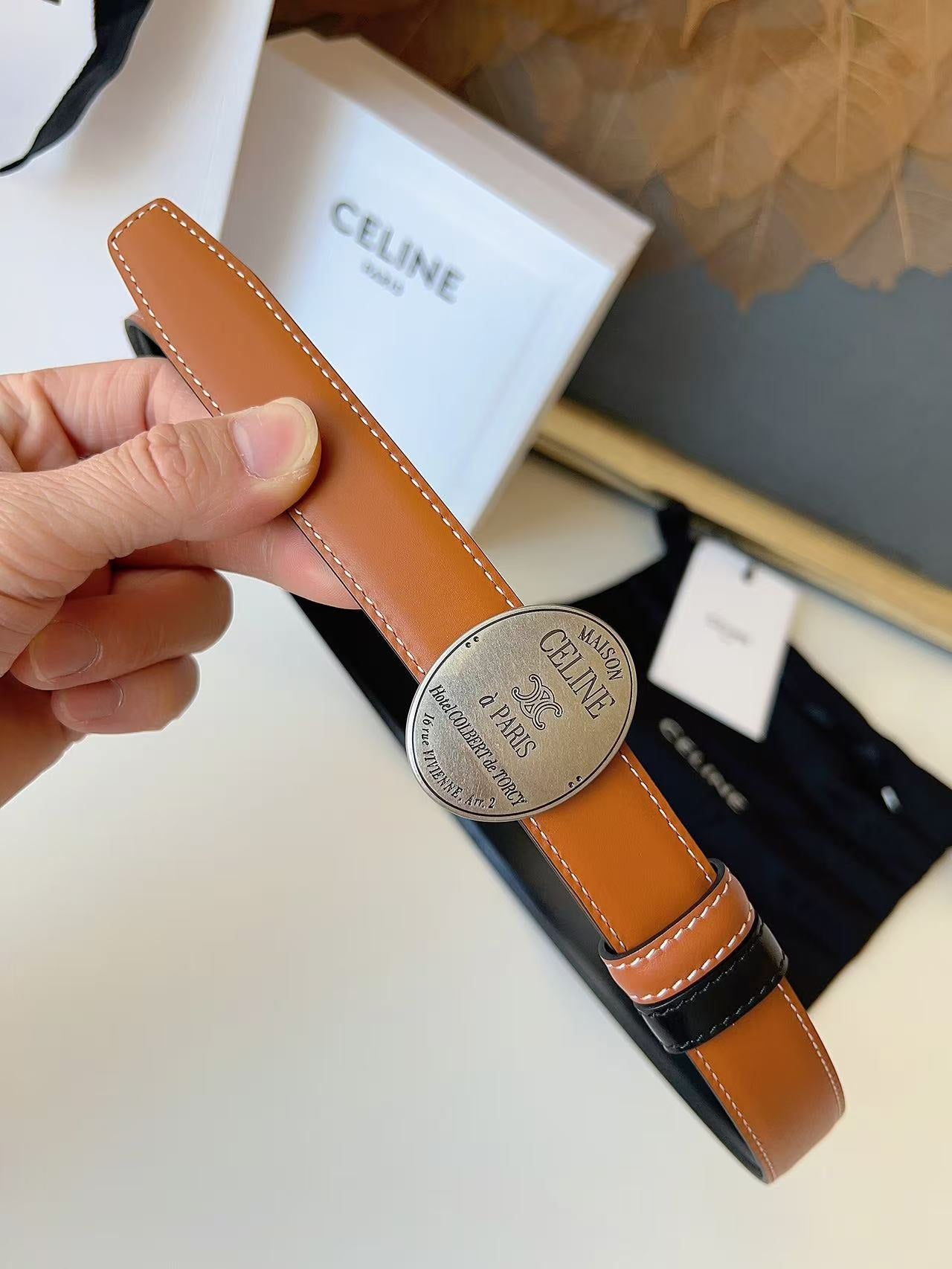CELINE 26S BELT 25 MM IN BROWN CALFSKIN 672300