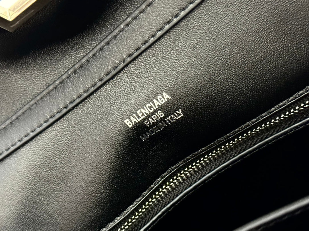 RODEO SMALL BAG 29 IN BLACK SMOOTH CALFSKIN SILVER HARDWARE