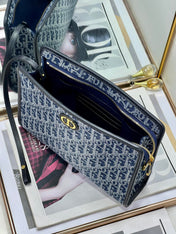 BOOK TOTE 26 IN BLUE MONOGRAM OBLIQUE JACQUARD