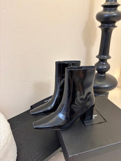 YSL 26S HEELED ANKLE BOOTS IN BLACK SHINY CALFSKIN