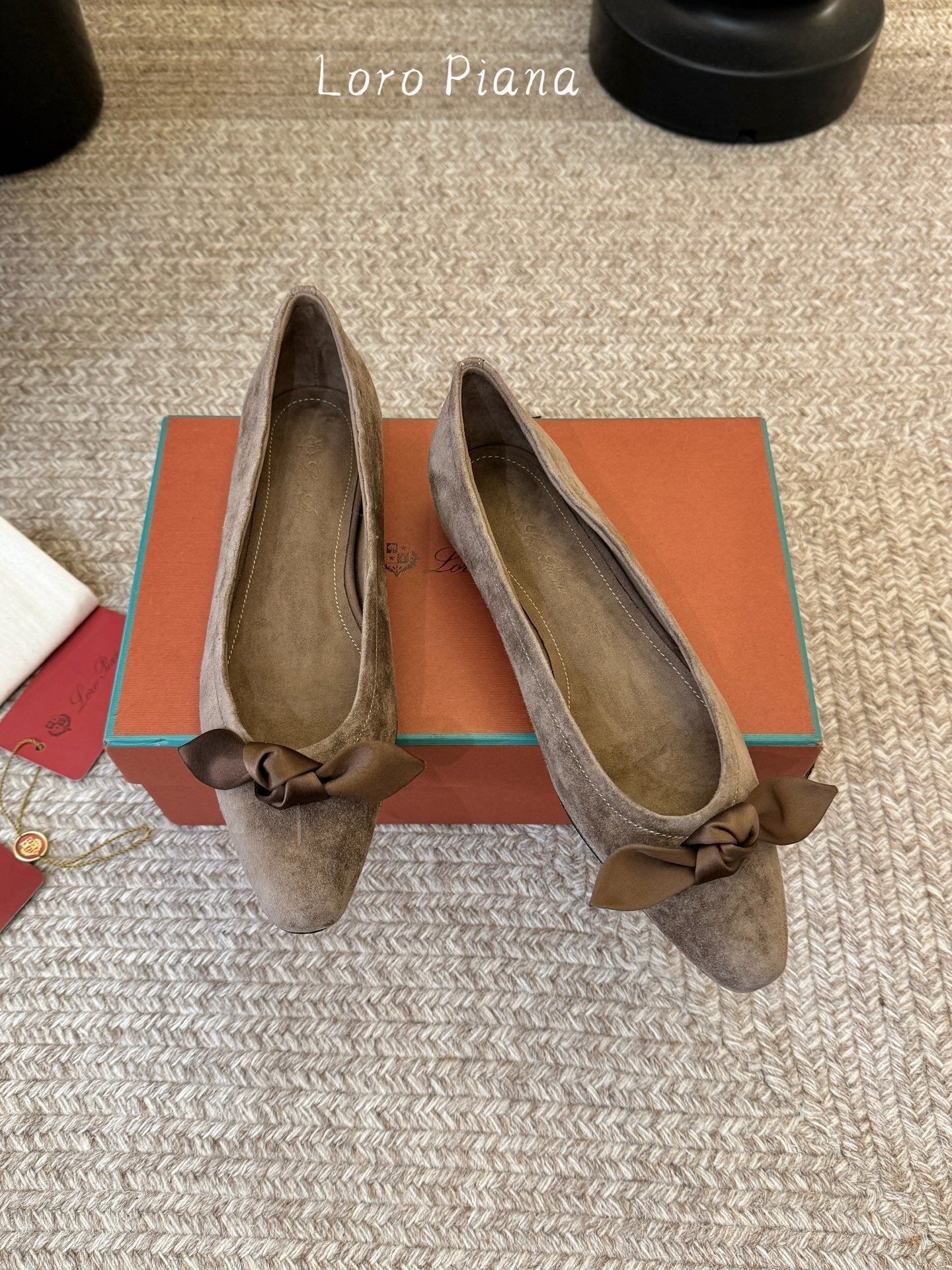 LP 26S BALLET FLATS IN BROWN SUEDE WITH SATIN BOW
