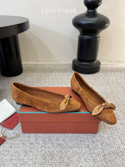 LP 26S BALLET FLATS IN CAMEL BROWN SUEDE WITH SATIN BOW