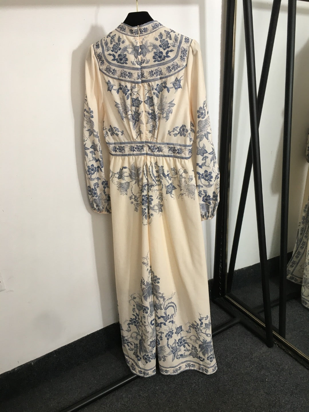 ZIMMERMANN 26S LONG-SLEEVE FLORAL MIDI DRESS 242