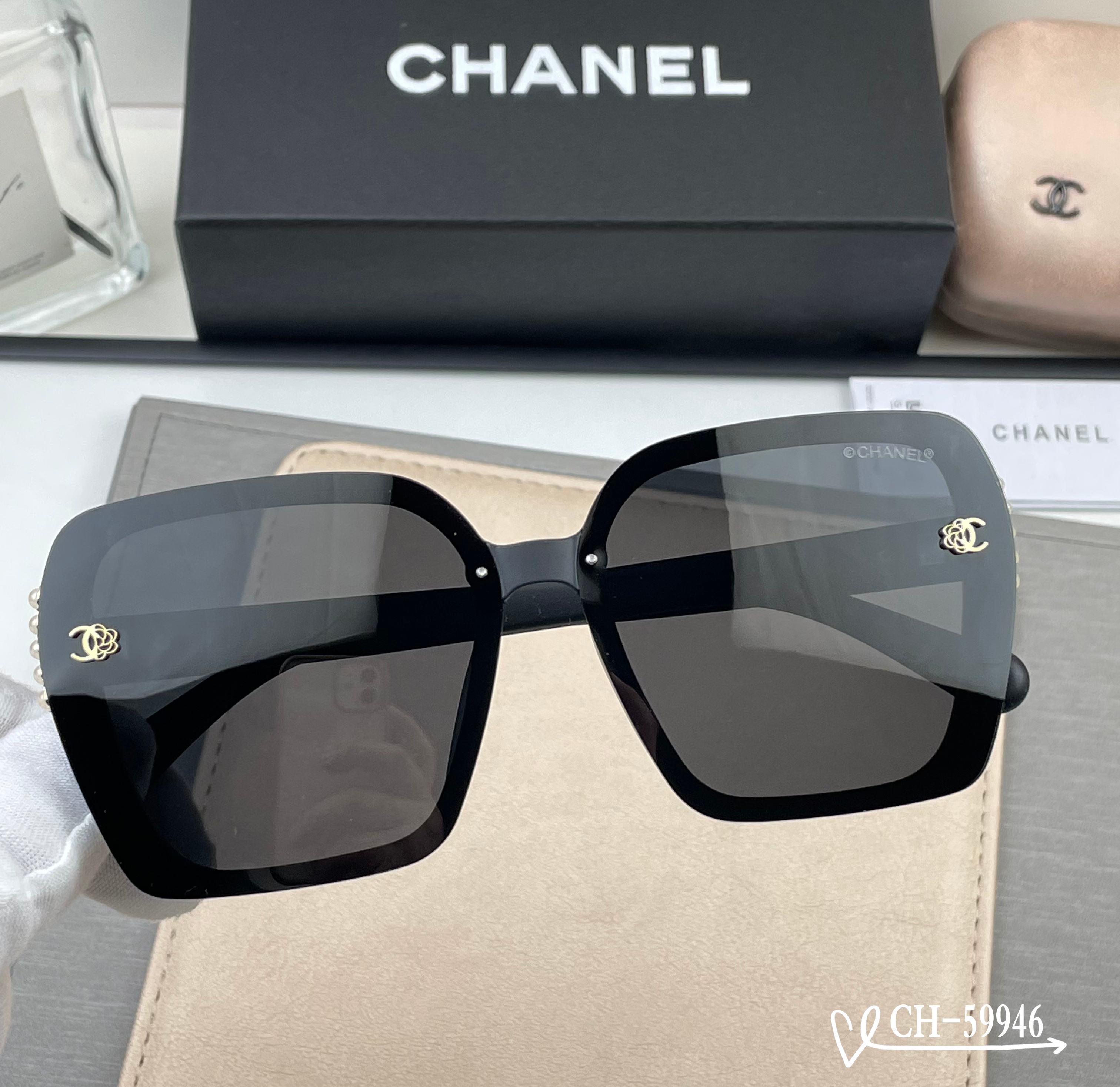 CHANEL 26S OVERSIZED SQUARE FRAME IN ACETATE 411994
