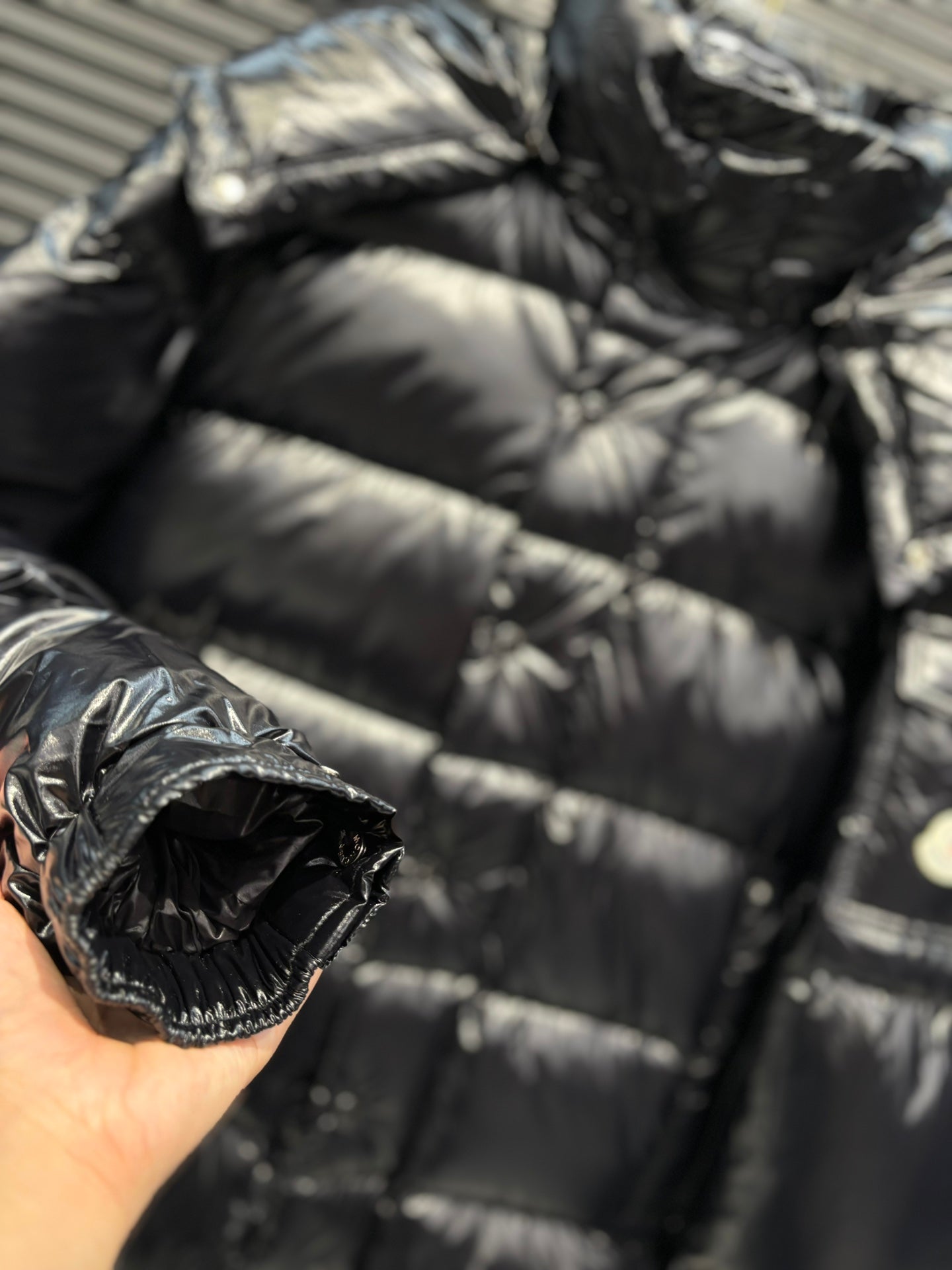 MONCLER 25S DOWN JACKET 377