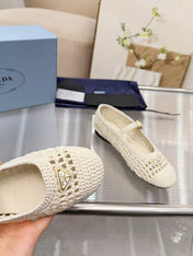 PRADA 26S MARY JANE FLATS IN CREAM WHITE WOVEN RAFFIA WITH TRIANGLE LOGO