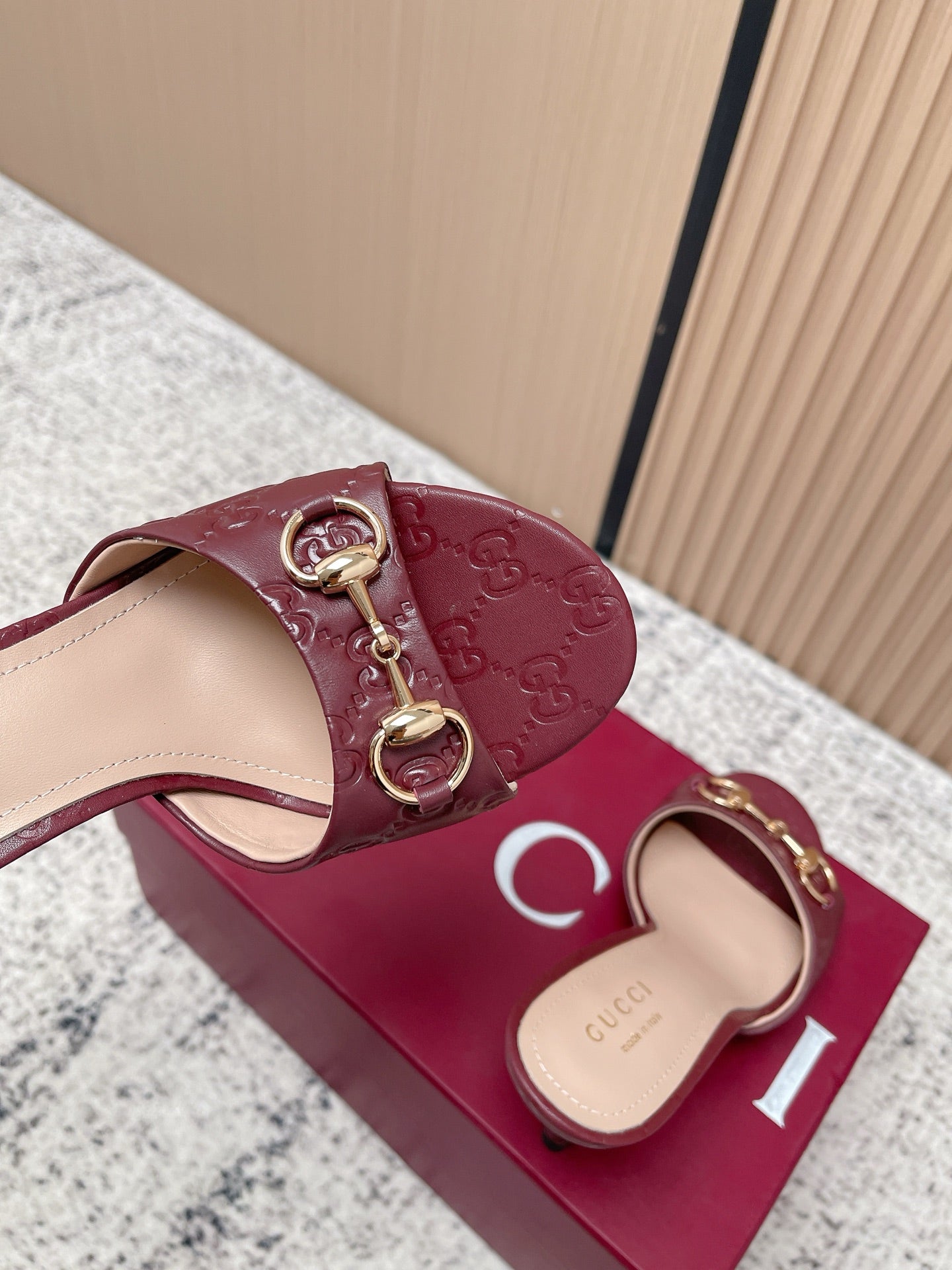 GUCCI 26S HIGH-HEEL SANDALS 85 MM IN DARK RED CALFSKIN