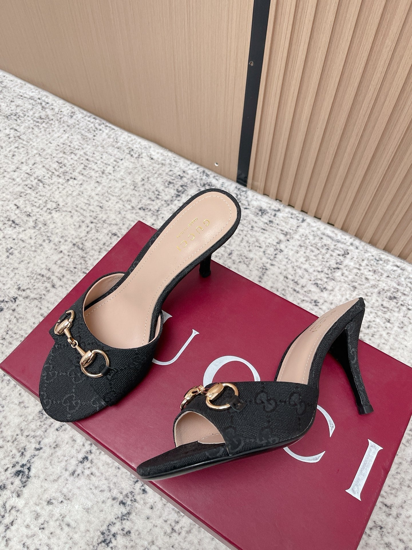 GUCCI 26S HIGH-HEEL SANDALS 85 MM IN BLACK CANVAS