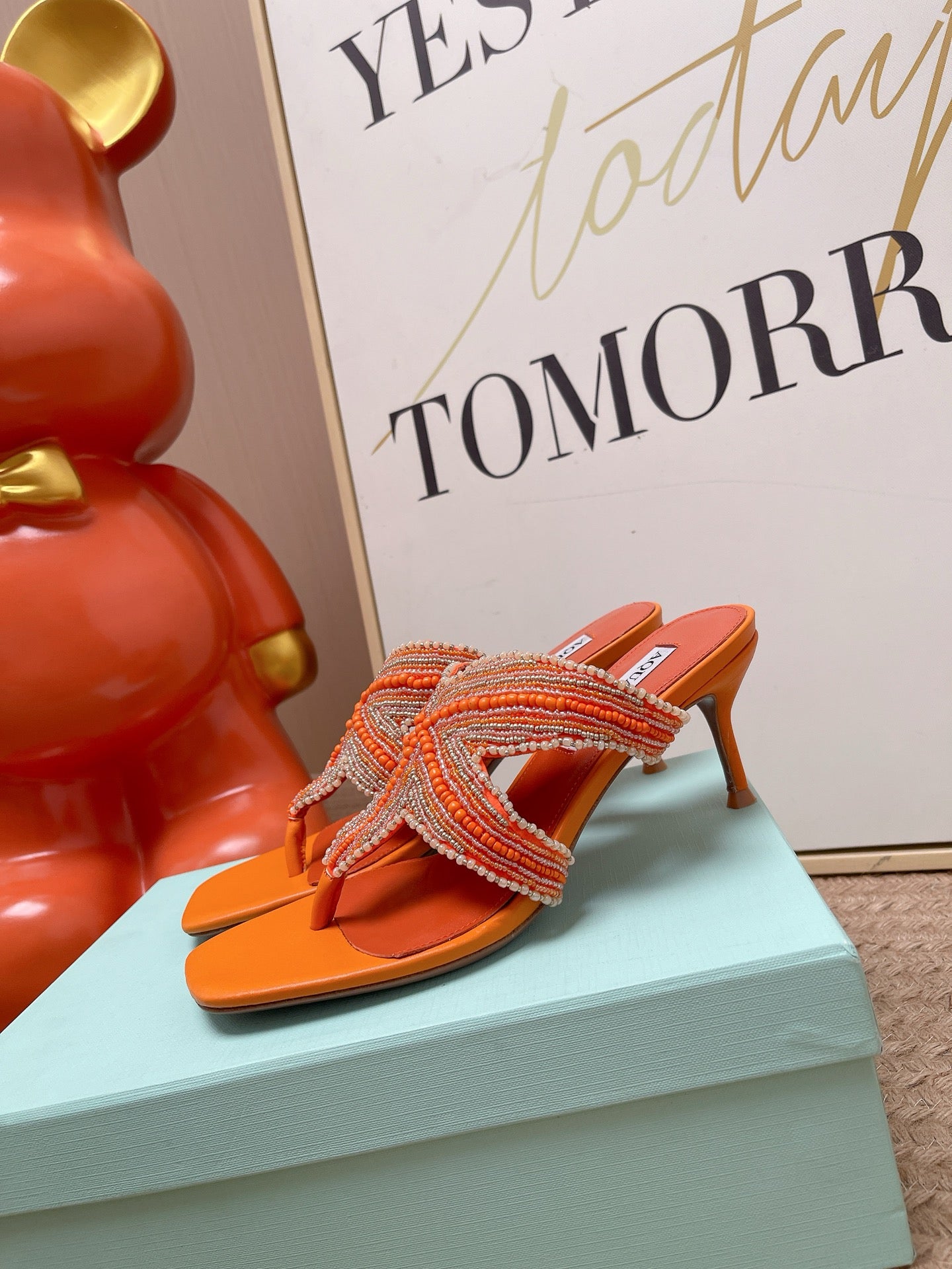 AQUAZZURA 26S STARFISH THONG HEELS IN ORANGE LAMBSKIN