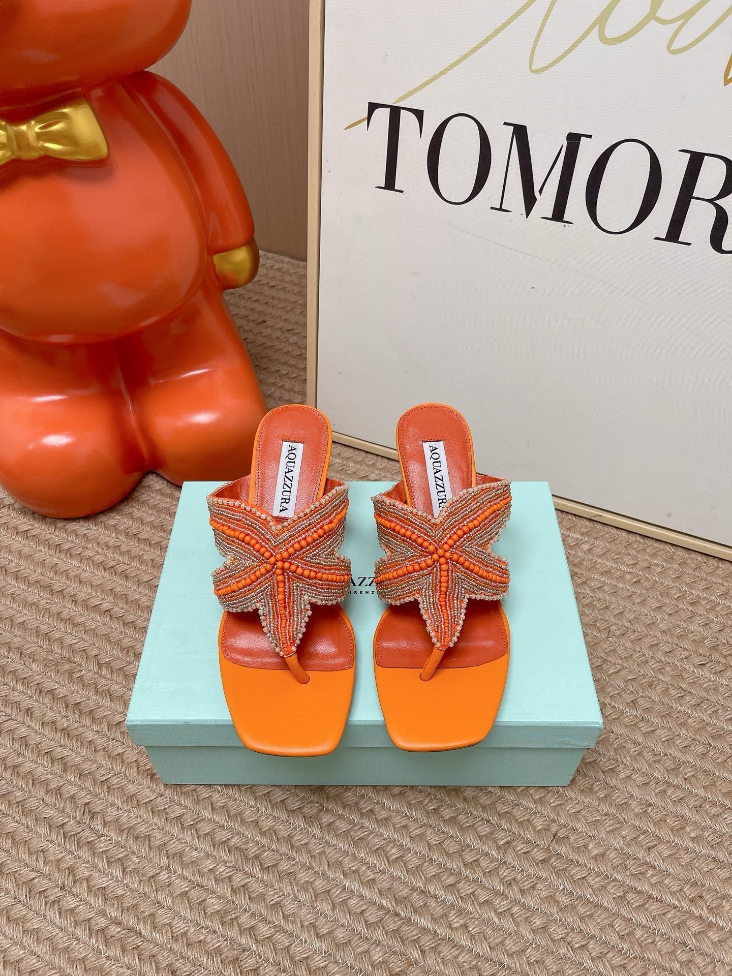 AQUAZZURA 26S STARFISH THONG HEELS IN ORANGE LAMBSKIN