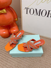 AQUAZZURA 26S STARFISH THONG HEELS IN ORANGE LAMBSKIN
