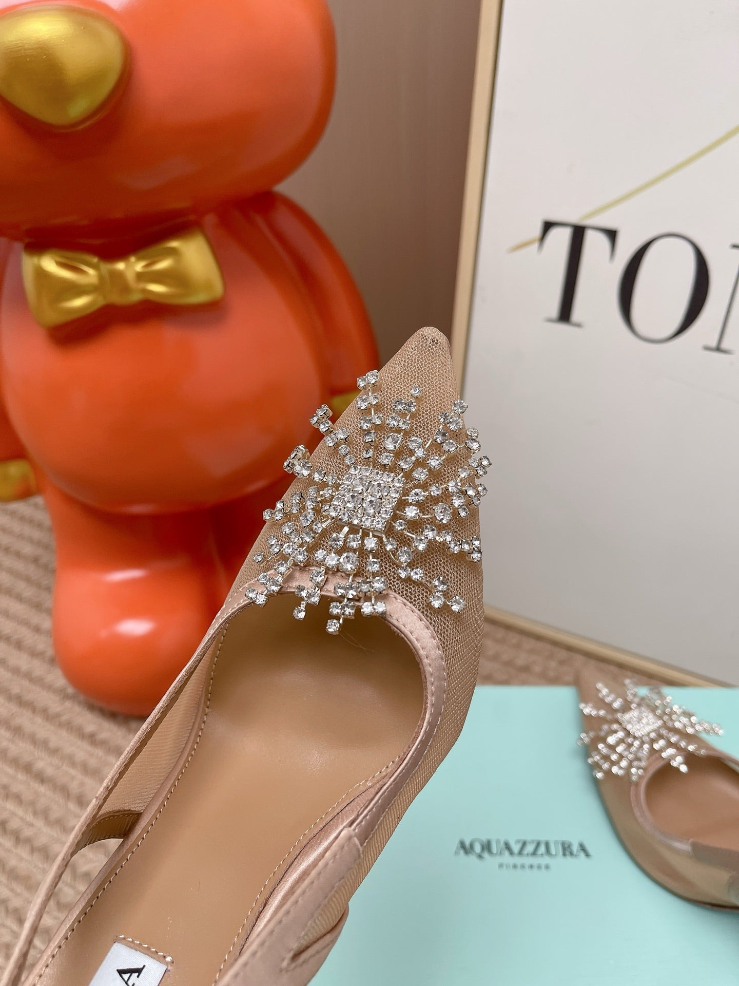 AQUAZZURA 26S POINTED-TOE SLINGBACK 105 MM IN NUDE LEATHER AND MESH CRYSTALS