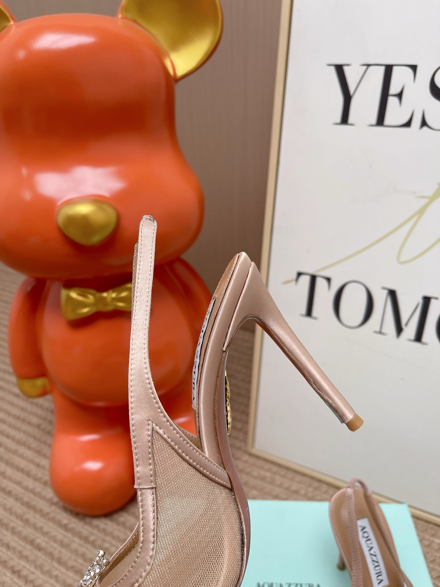 AQUAZZURA 26S POINTED-TOE SLINGBACK 105 MM IN NUDE LEATHER AND MESH CRYSTALS