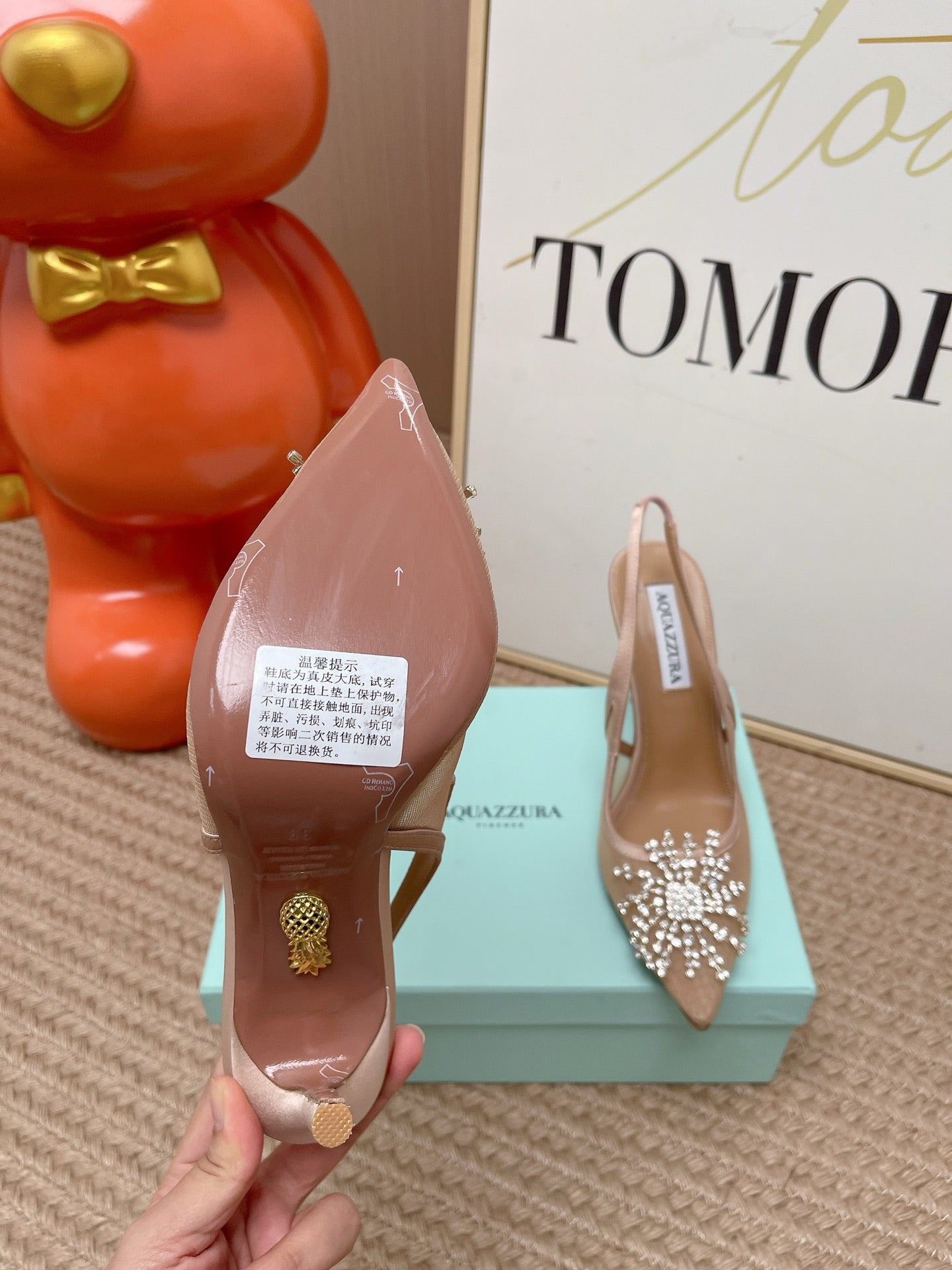 AQUAZZURA 26S POINTED-TOE SLINGBACK 105 MM IN NUDE LEATHER AND MESH CRYSTALS