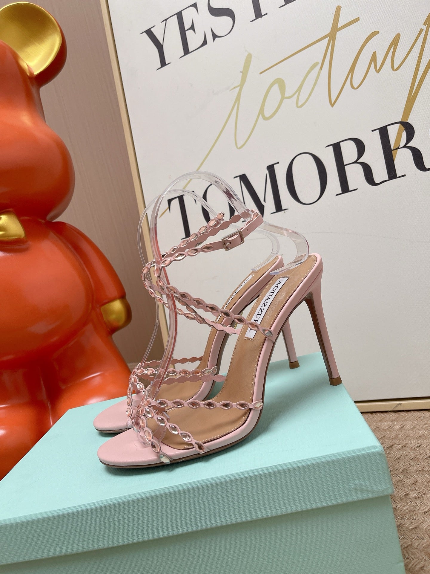 AQUAZZURA 26S HIGH HEELS 100 MM IN LIGHT PINK LAMBSKIN CRYSTAL EMBELLISHED
