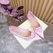 JIMMY CHOO 26S FLATS IN LIGHT PINK LACE AND SATIN