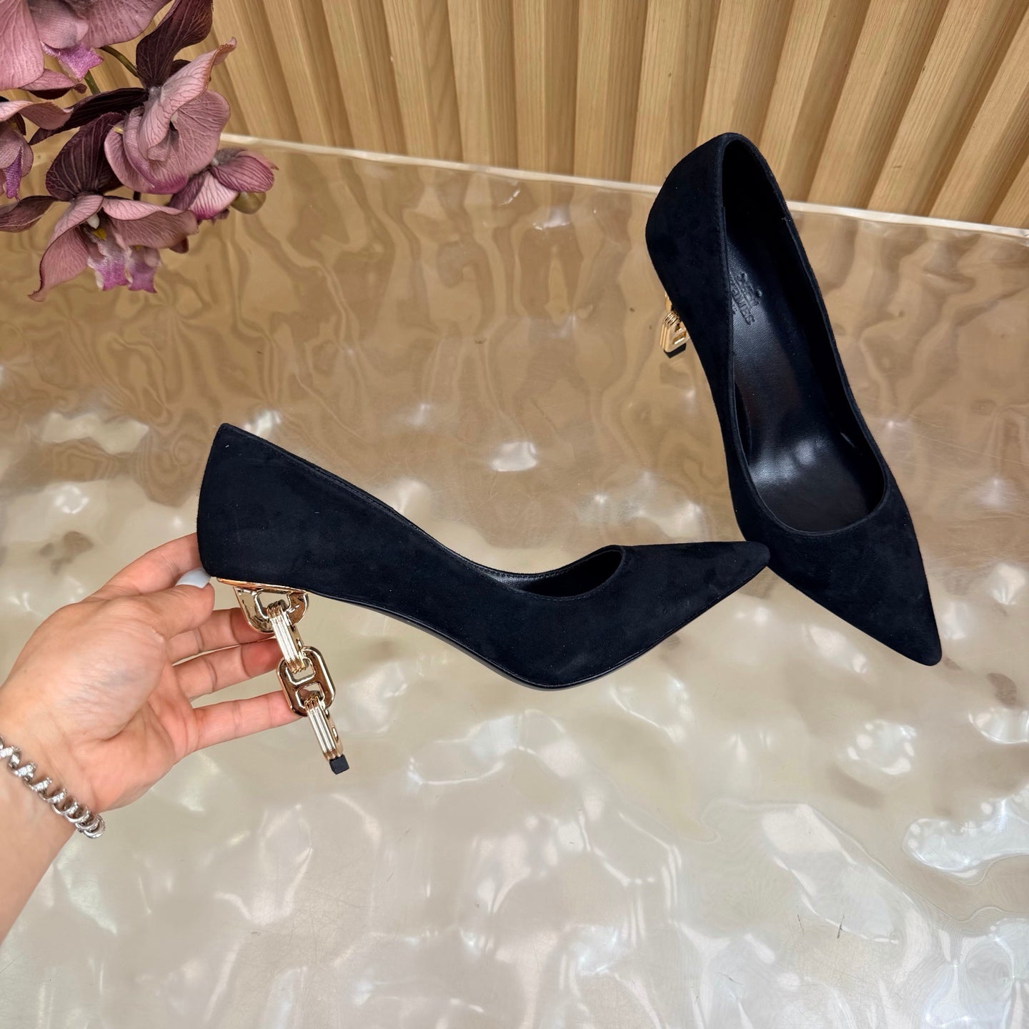 HM 26S HIGH-HEEL 80 MM IN BLACK SUEDE