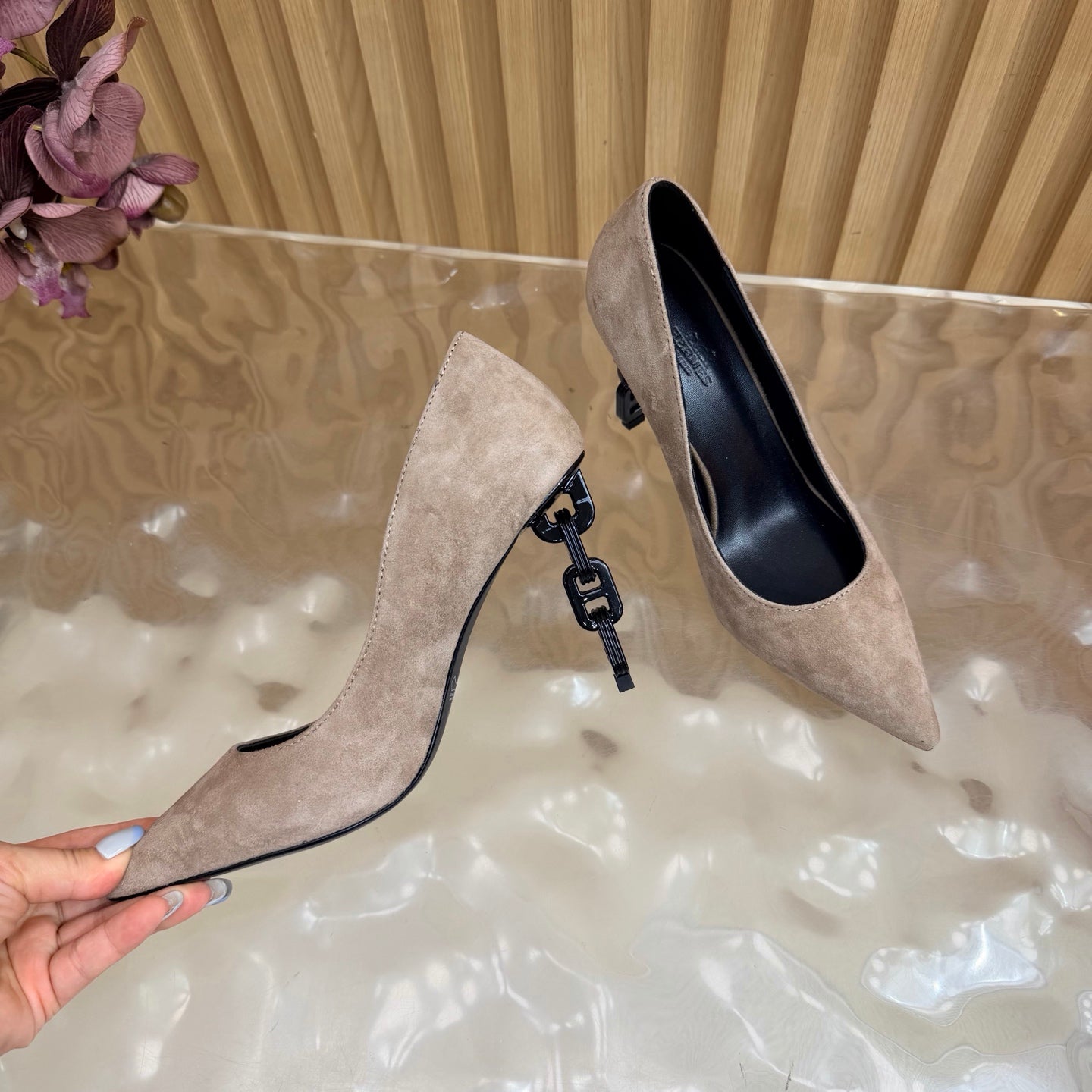 HM 26S HIGH-HEEL 80 MM IN DARK BEIGE SUEDE