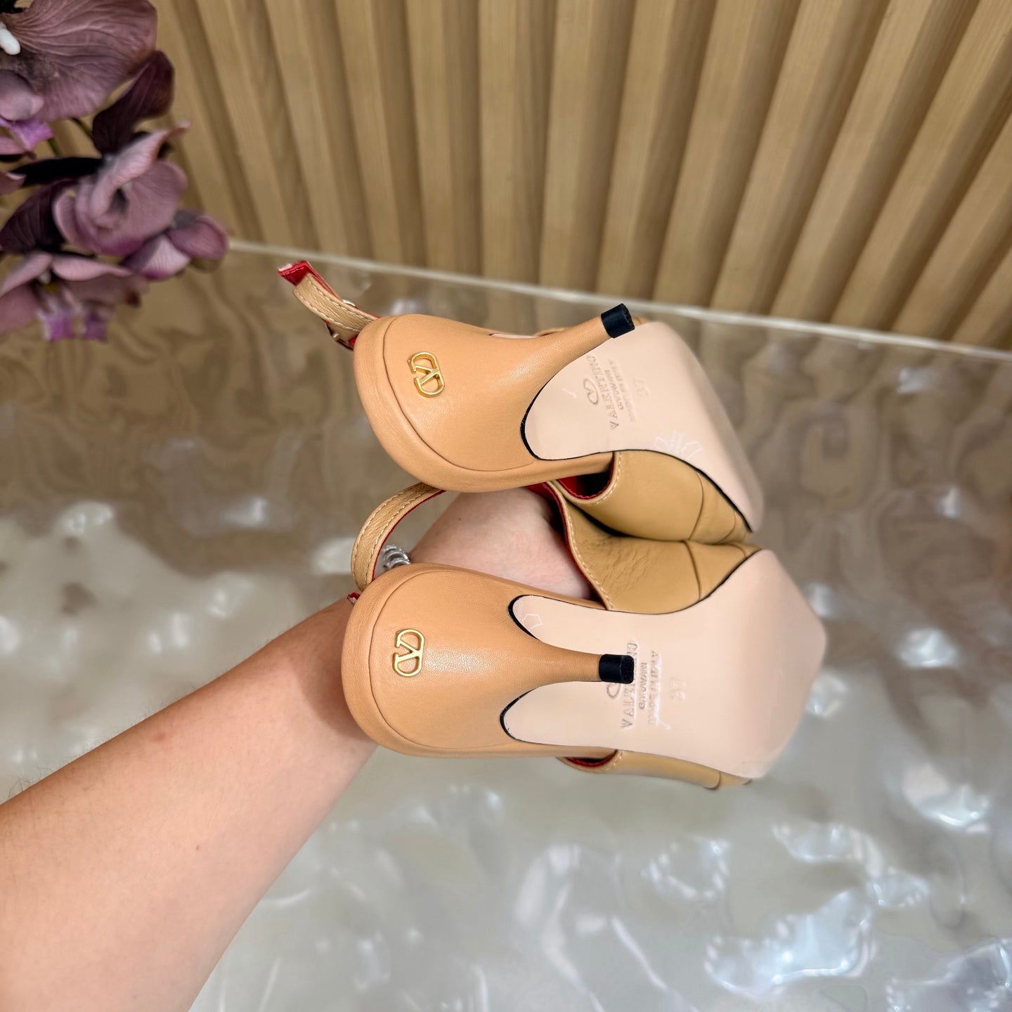 VALENTINO 26S SLINGBACK PUMPS 50 MM IN DARK BEIGE CALFSKIN