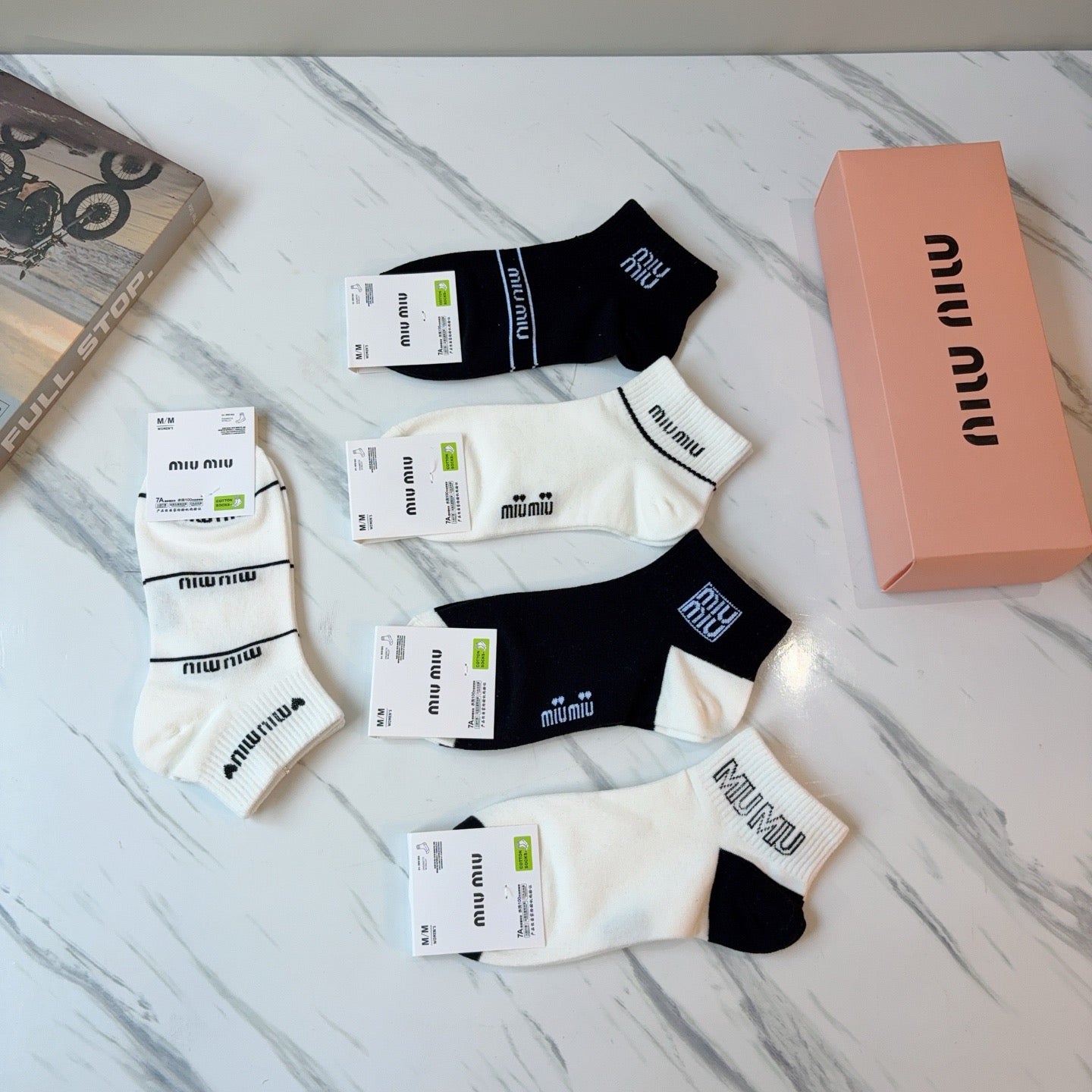 MIUMIU 26S ANKLE SOCKS 413862 (1 BOX)