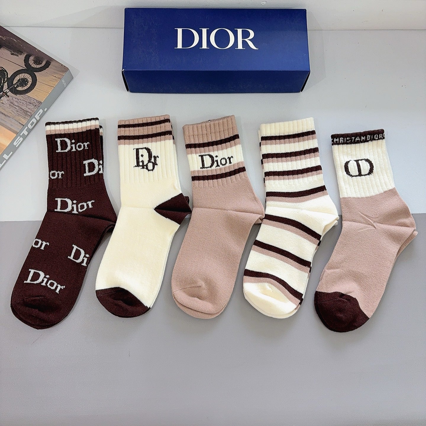 DIOR 26S ANKLE SOCKS 413867 (1 BOX)