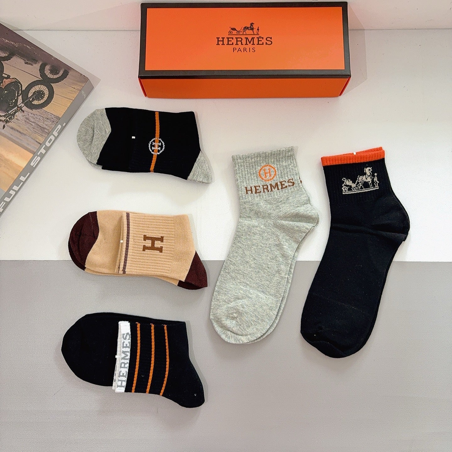 HERMES 26S ANKLE SOCKS 398808 (1 BOX)