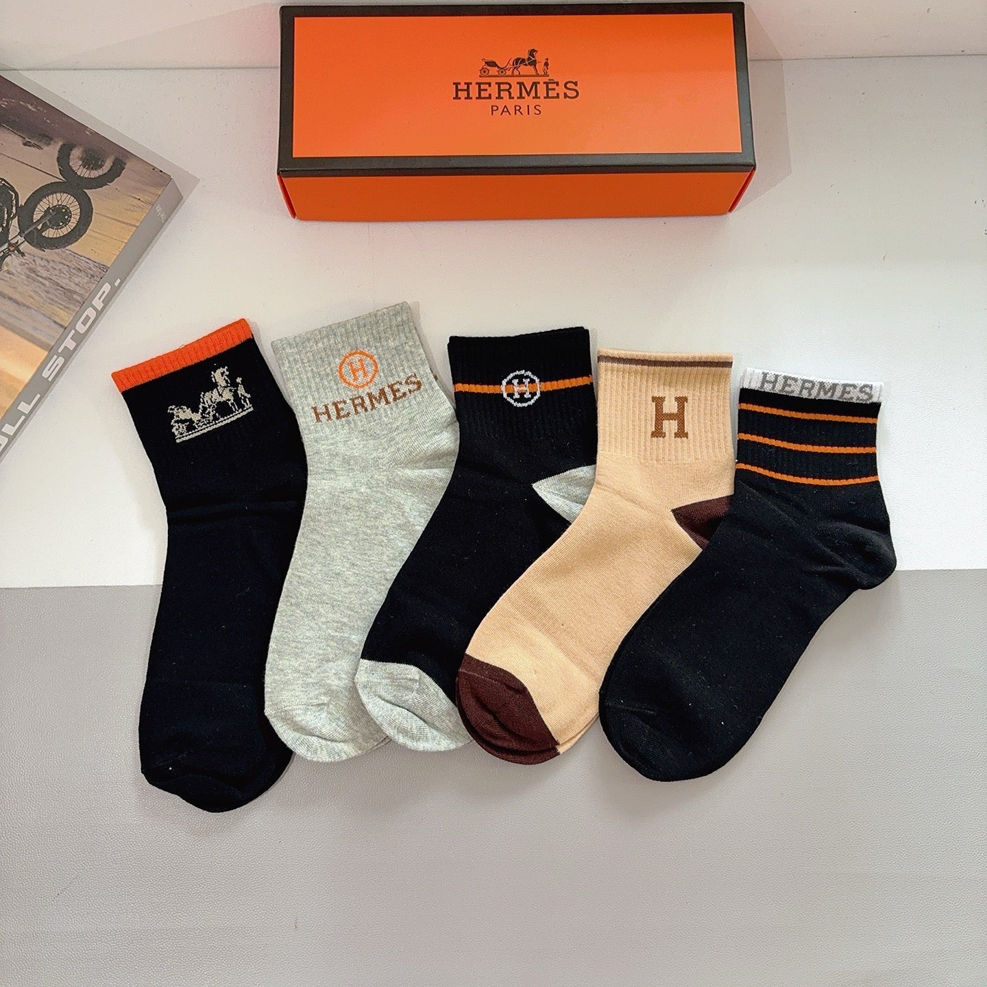 HERMES 26S ANKLE SOCKS 398808 (1 BOX)