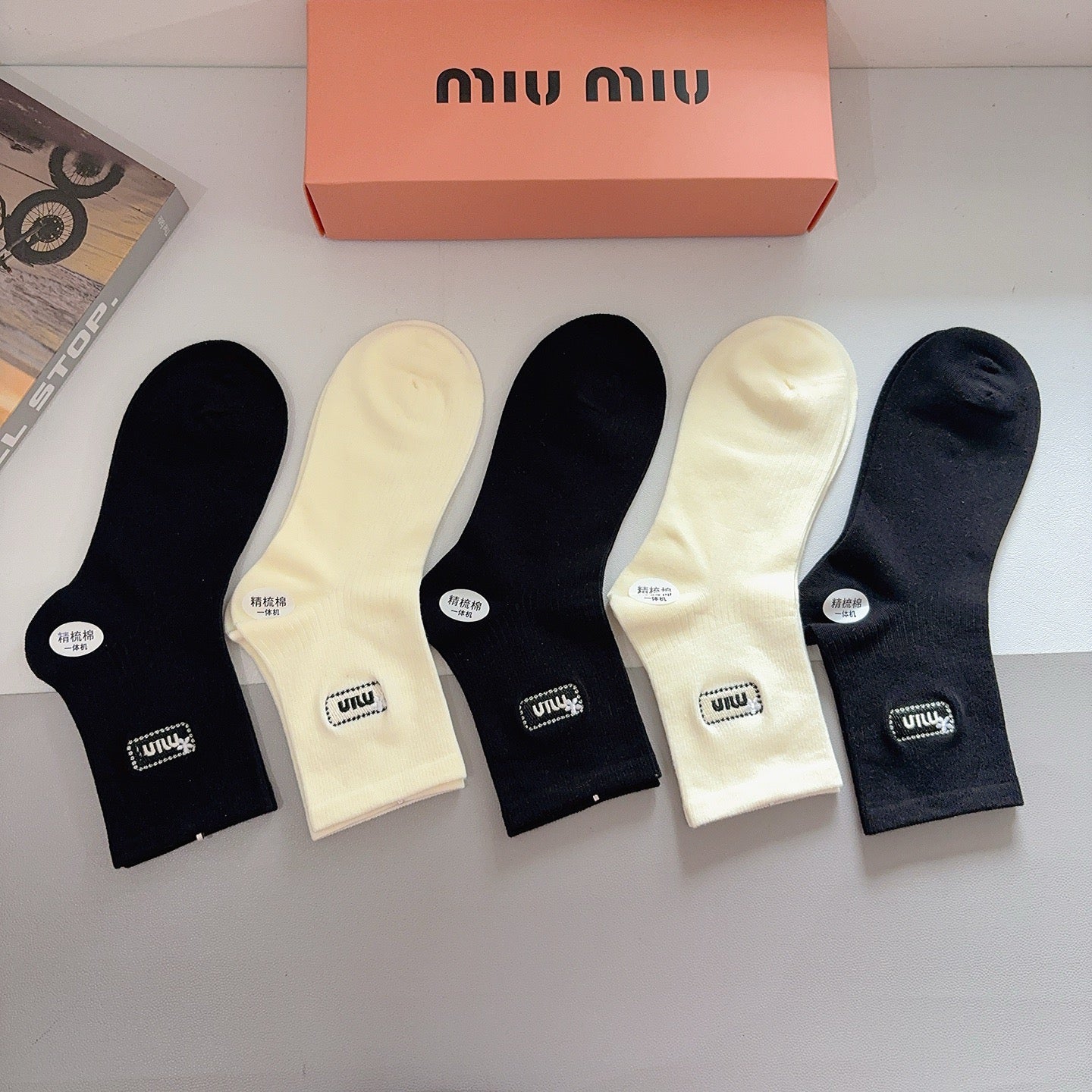 MIUMIU 26S ANKLE SOCKS 417789 (1 BOX)
