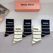 MIUMIU 26S CREW SOCKS 417797 (1 BOX)