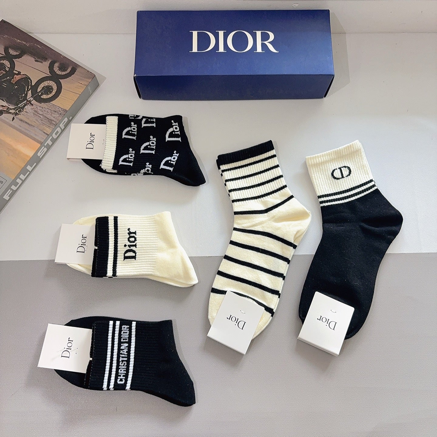 DIOR 26S ANKLE SOCKS 403777 (1 BOX)