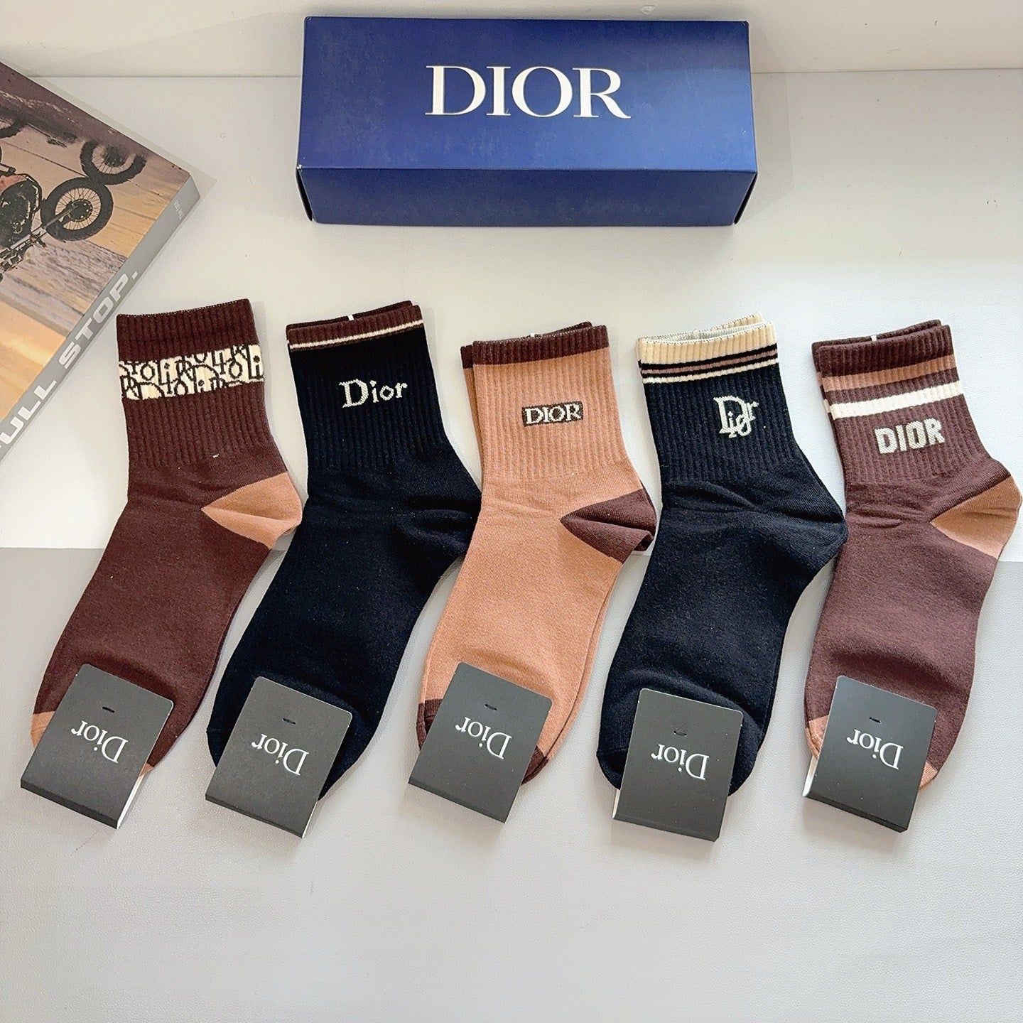 DIOR 26S ANKLE SOCKS 407132 (1 BOX)