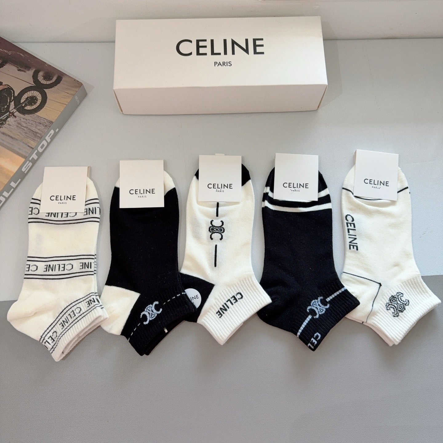 CELINE 26S ANKLE SOCKS 408698 (1 BOX)
