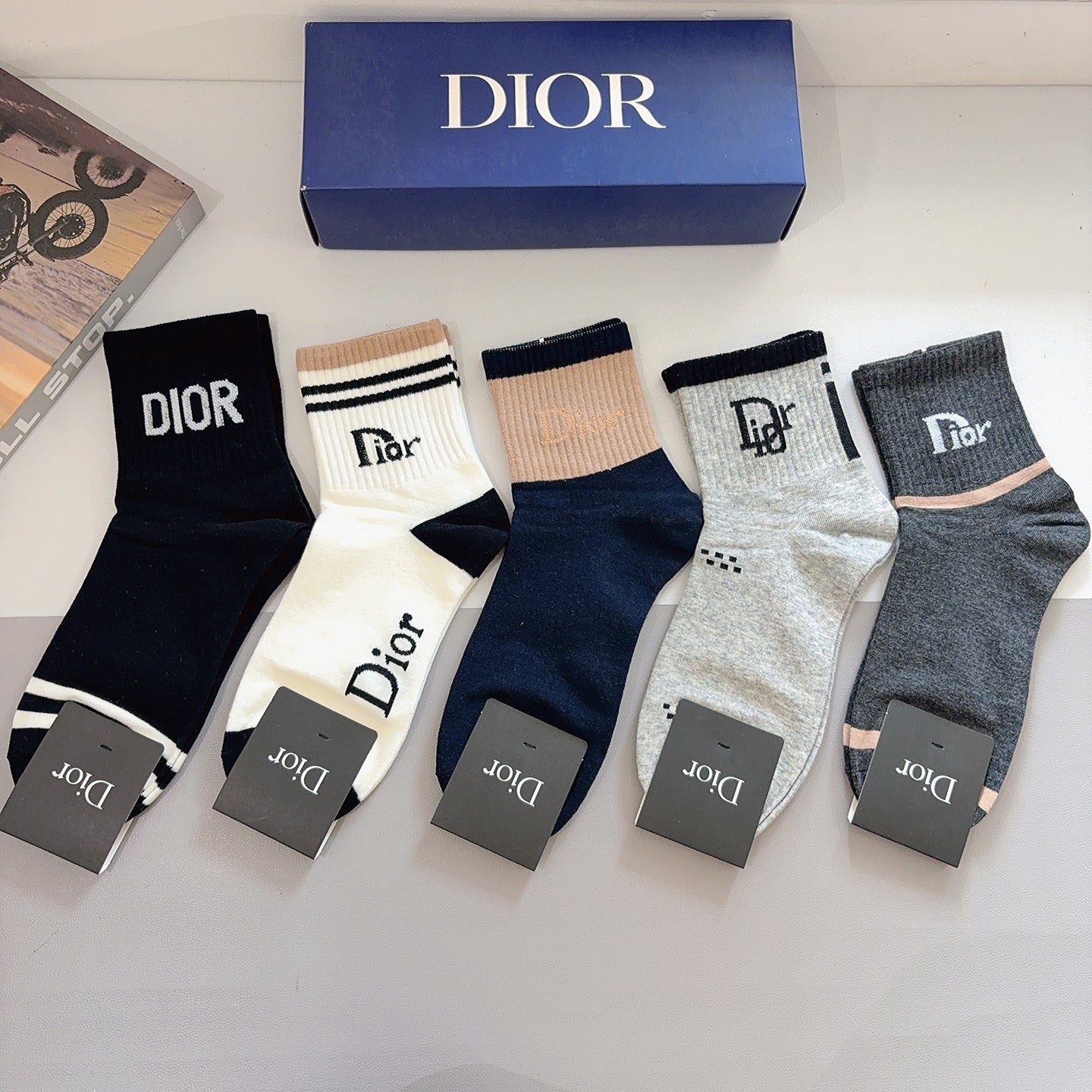 DIOR 26S ANKLE SOCKS 410356 (1 BOX)