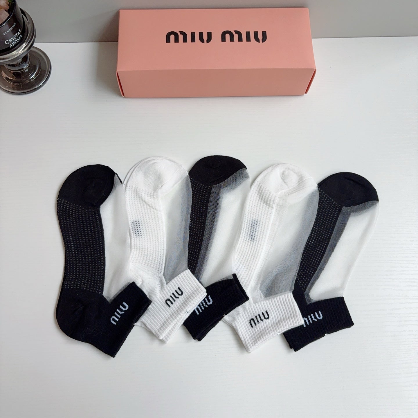 MIUMIU 26S ANKLE SOCKS 412411 (1 BOX)